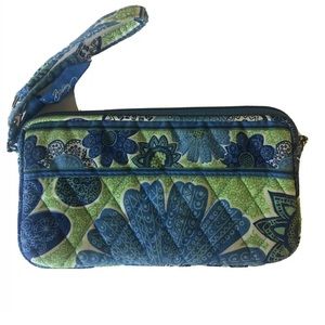 Vera Bradley Blue/Green Floral Wrislet Wallet